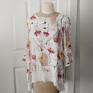 Papillon Layered Floral Blouse | Size S/M